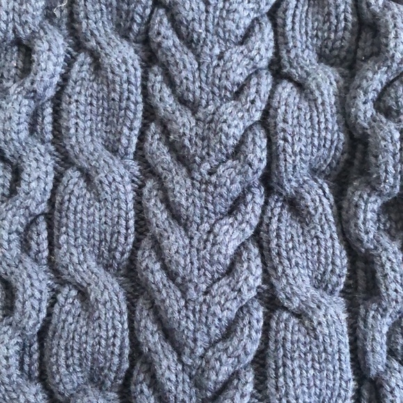 Like new • cable knit one piece - Picture 6 of 6